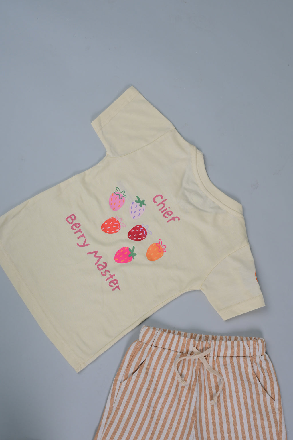 Cotton Graphic Statement T-Shirt and Shorts Set for Boys - Beige